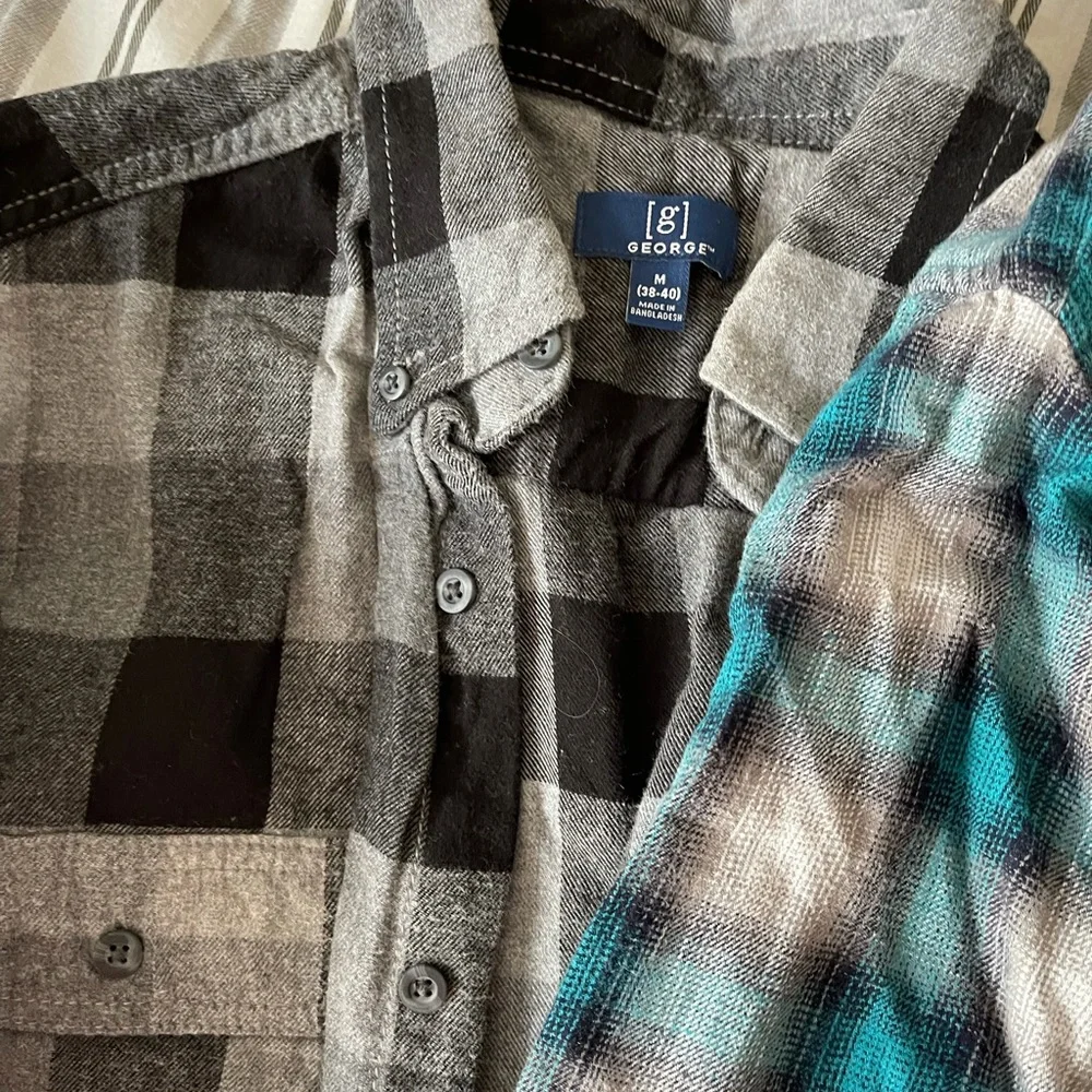 Flannel bundle - Picture 3 of 5